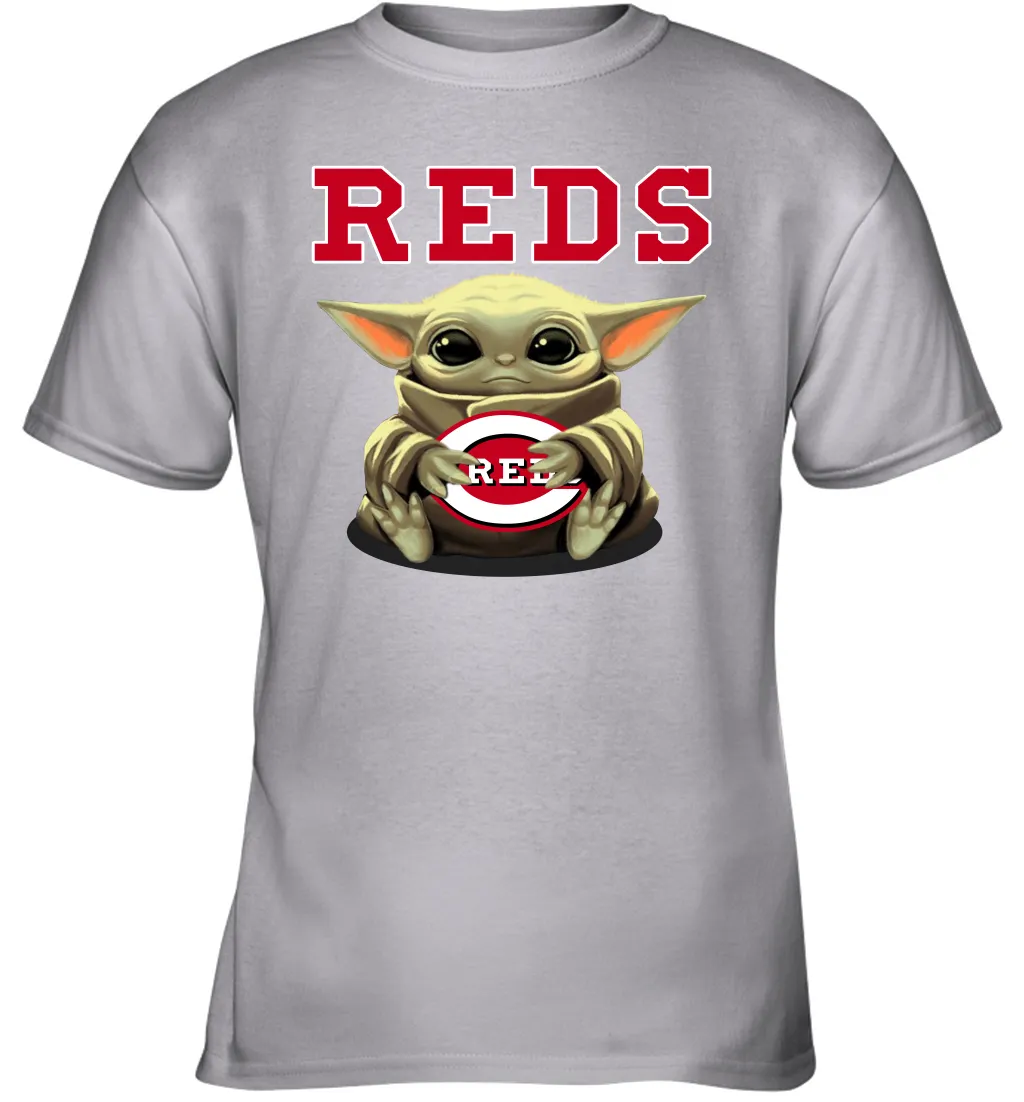 Baby Yoda Hugs Loves The Cincinnati Reds Baseball Youth T-Shirt