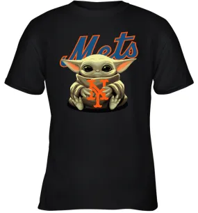 Baby Yoda Hugs Loves The New York Mets Baseball Youth T-Shirt