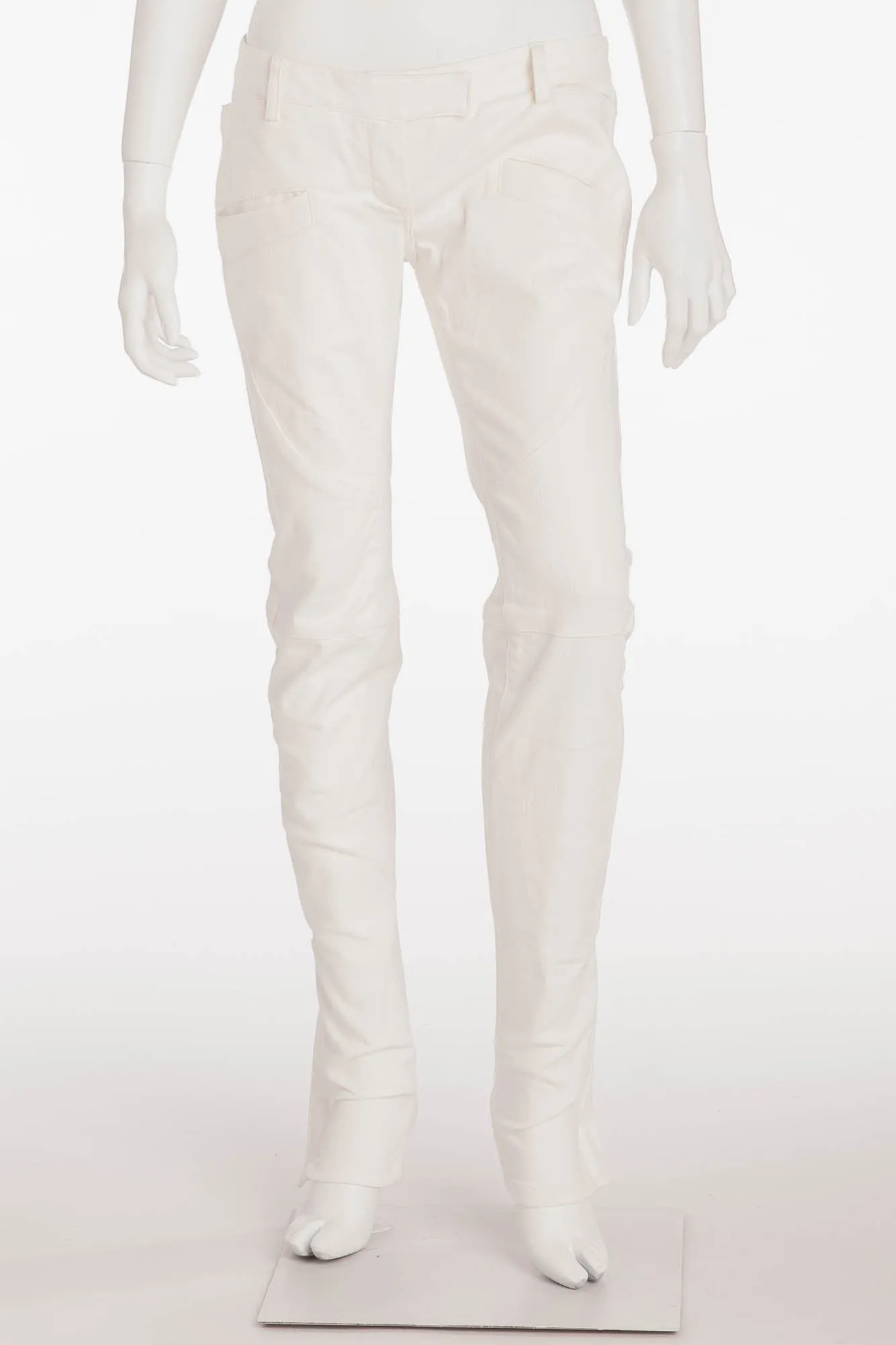 Balmain - New with Tags White Denim Low Rise Skinny Jeans - FR 40