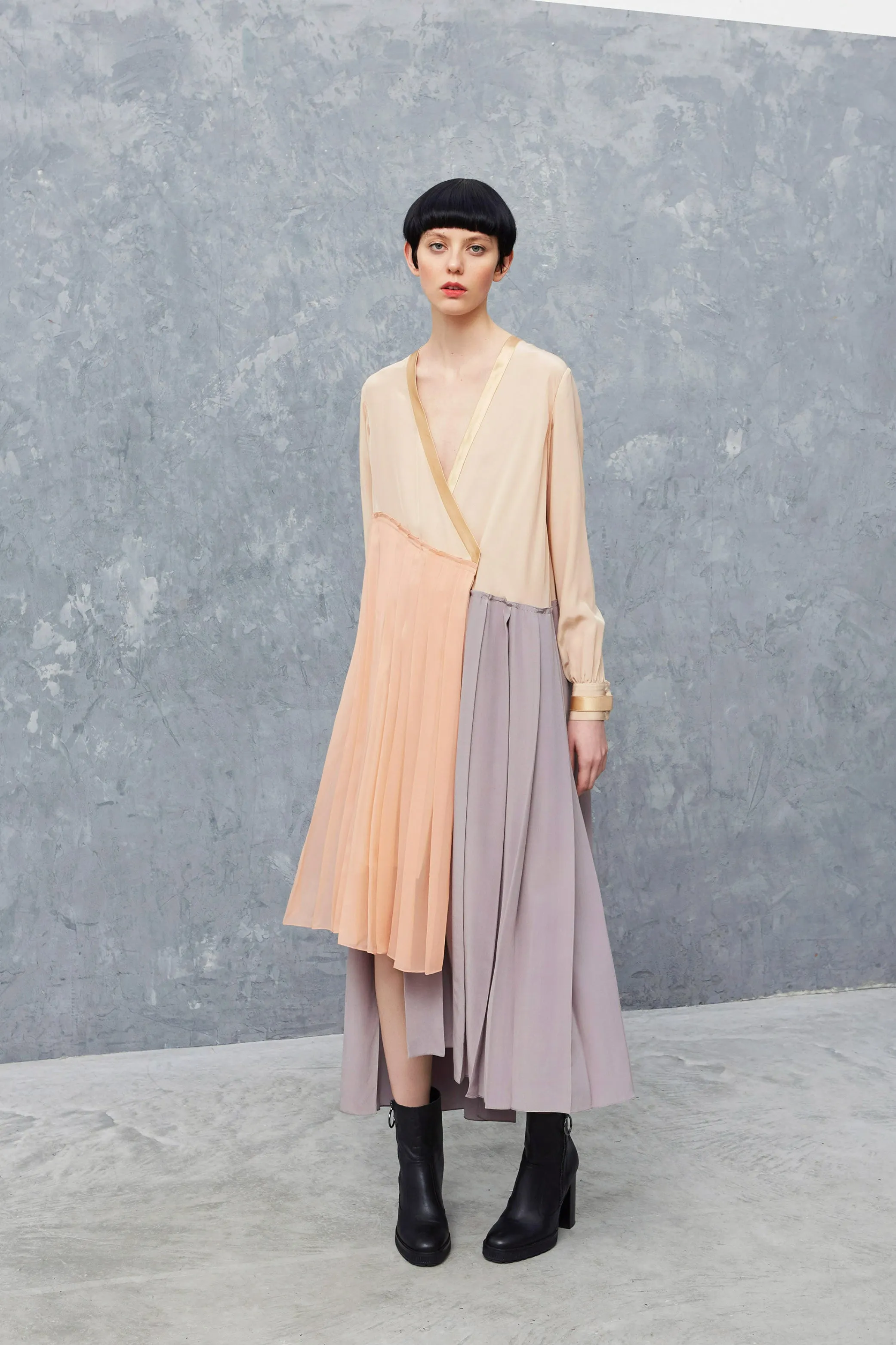 BRODGAR nude lilac - silk aerial pleated cocktail dress