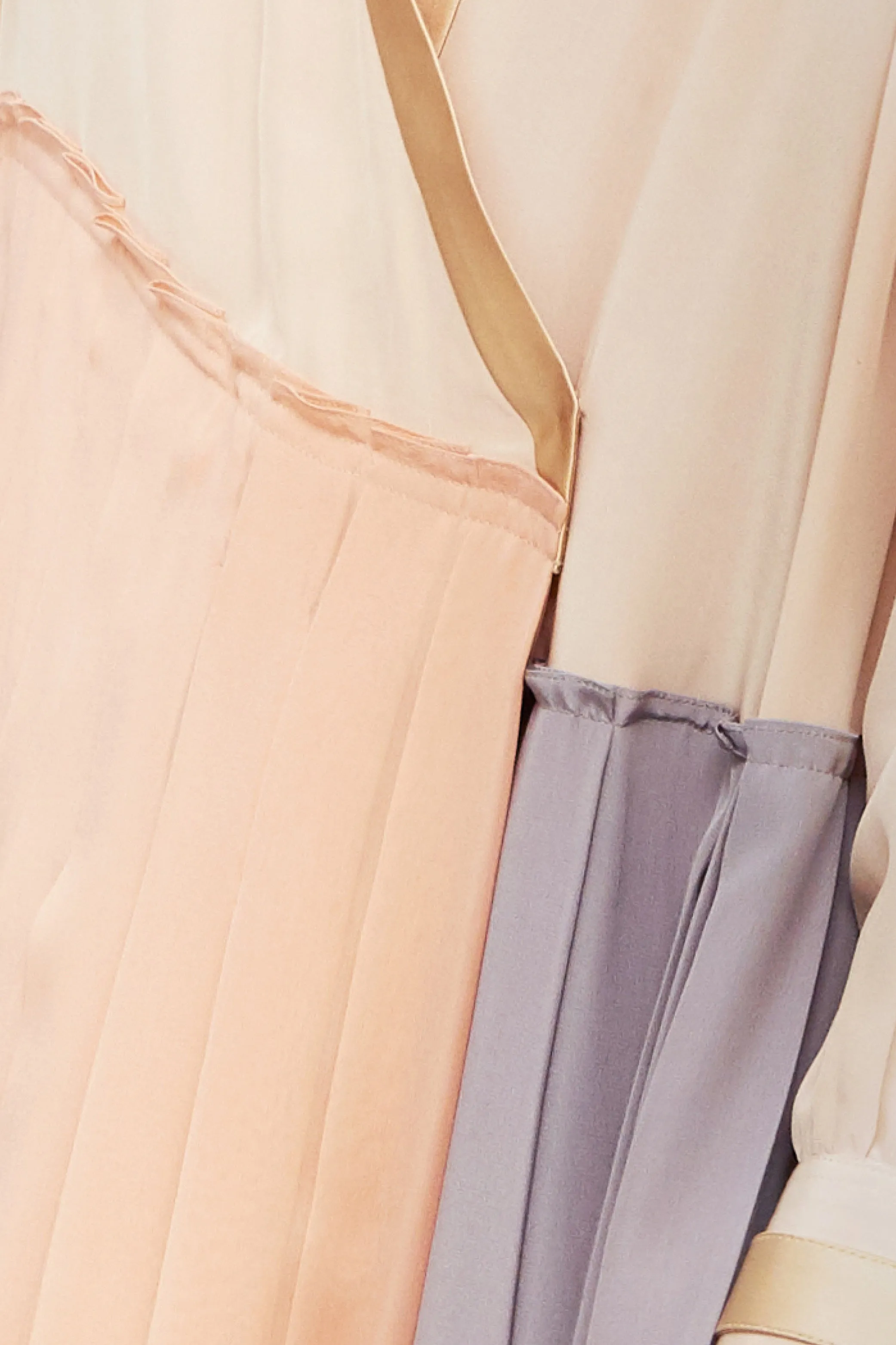 BRODGAR nude lilac - silk aerial pleated cocktail dress