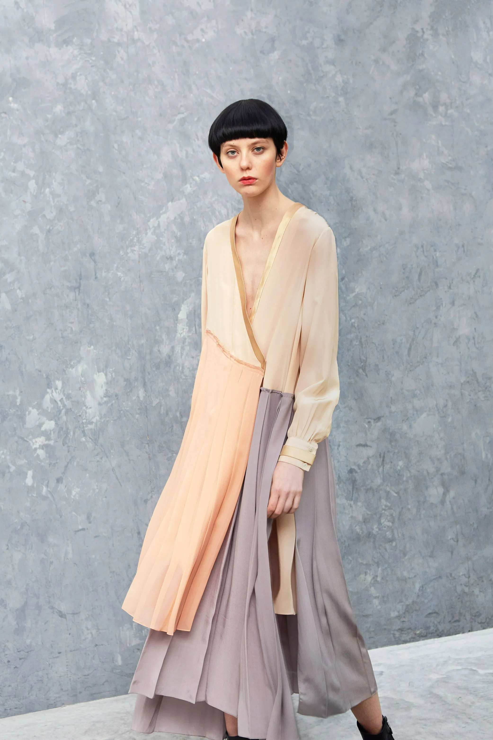 BRODGAR nude lilac - silk aerial pleated cocktail dress