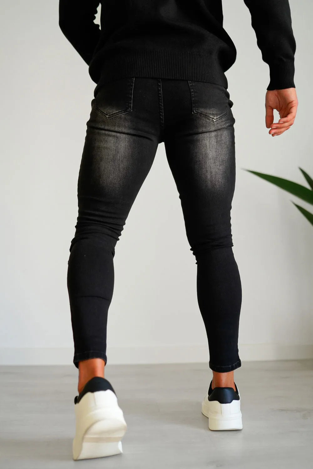 Buy $80 Free Shipping Men's Black Ripped Stretch Jean