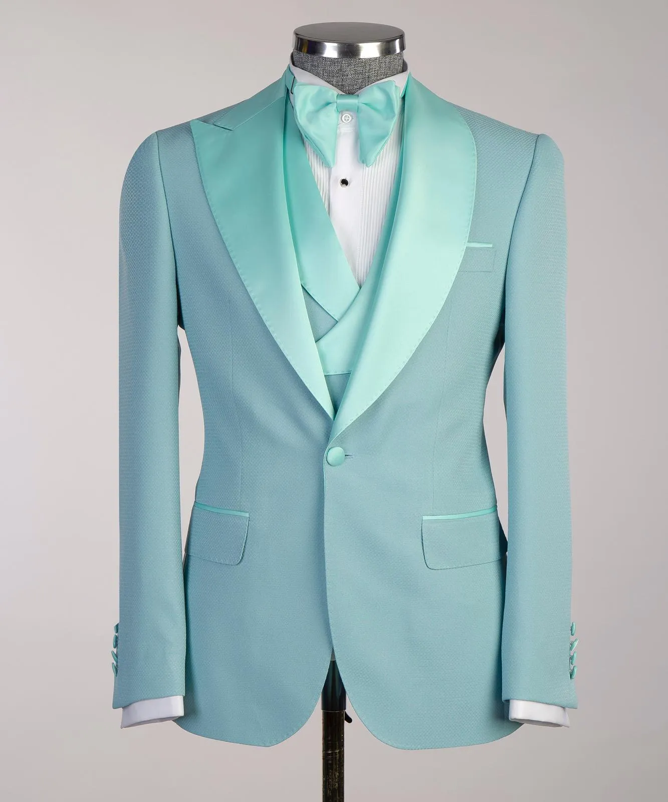 Cambridge tuxedo suit