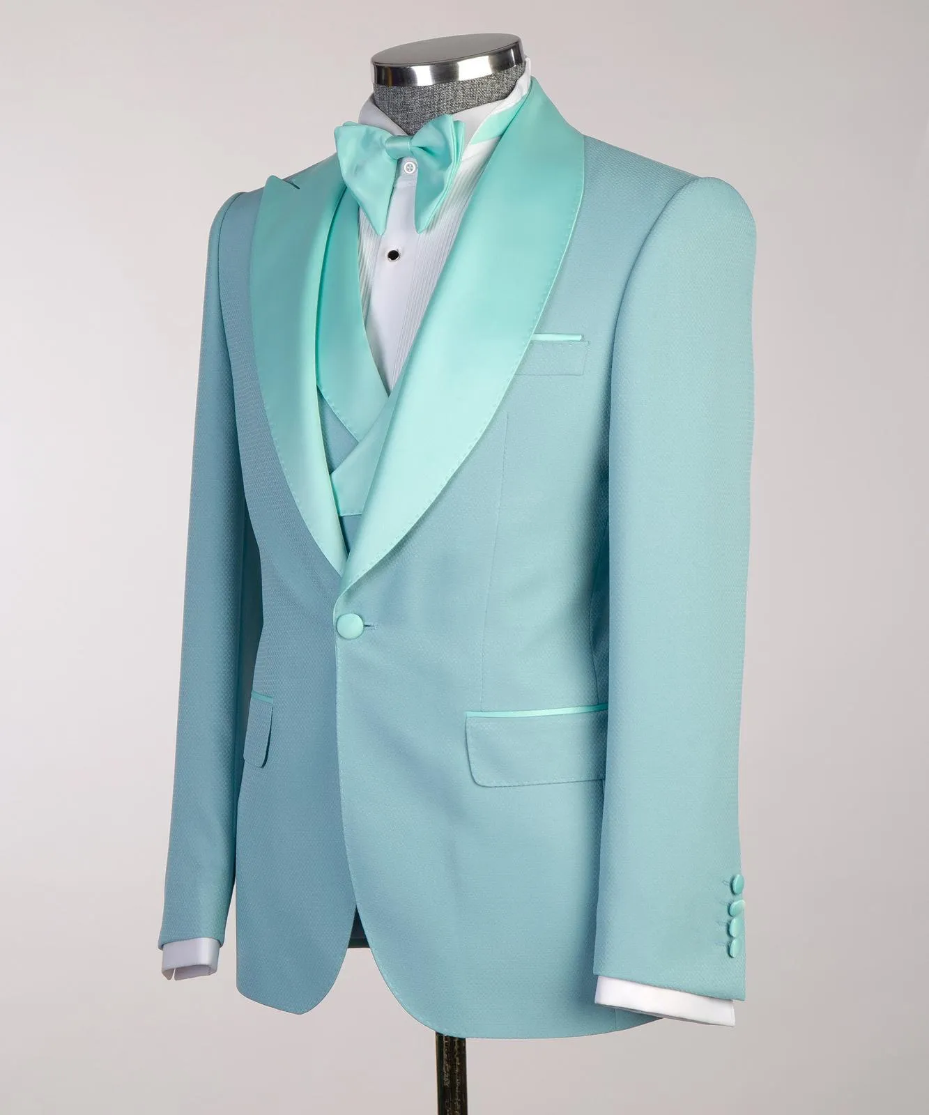 Cambridge tuxedo suit