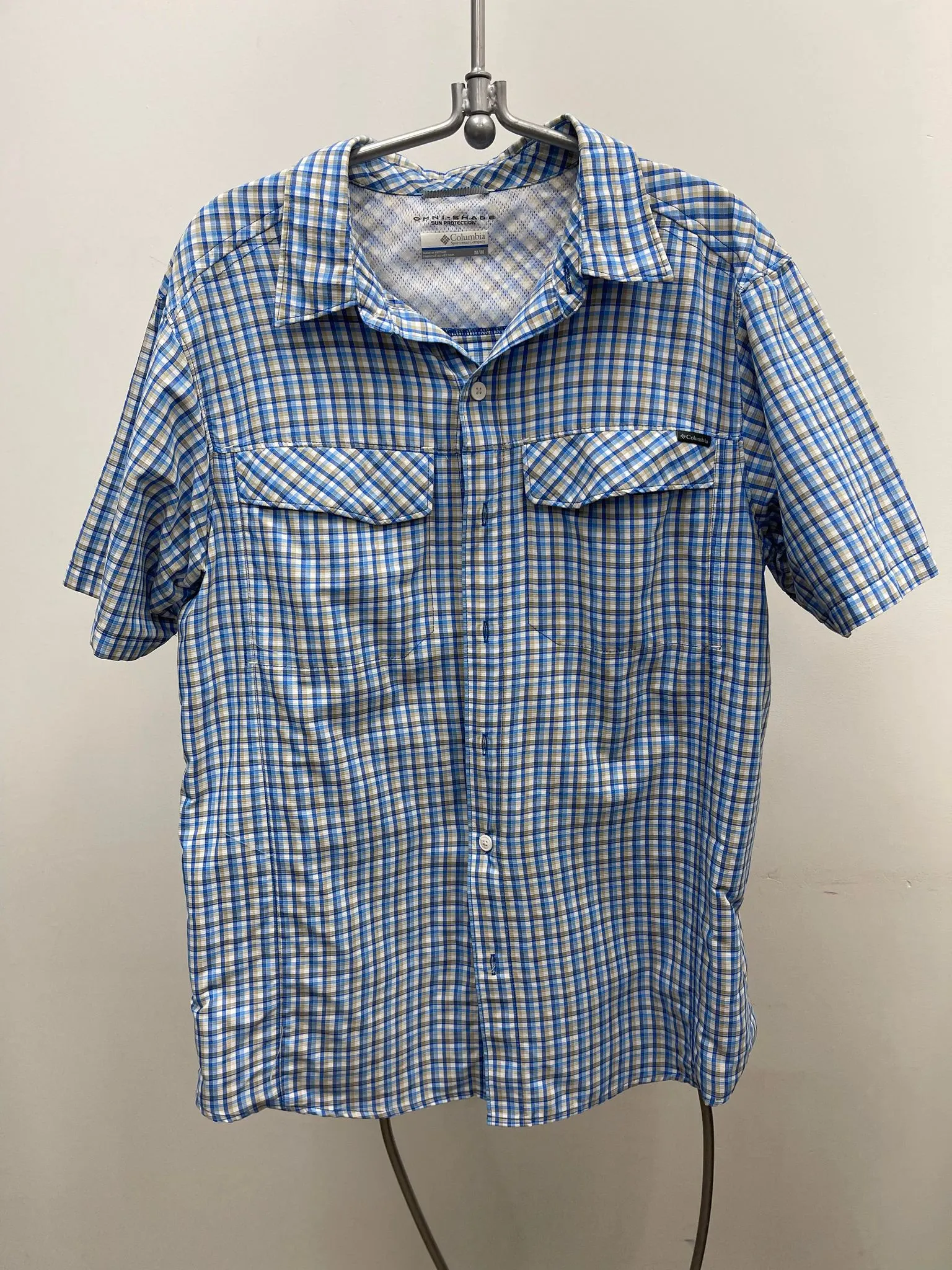 Men's Columbia Short Sleeve Shirt, Medium