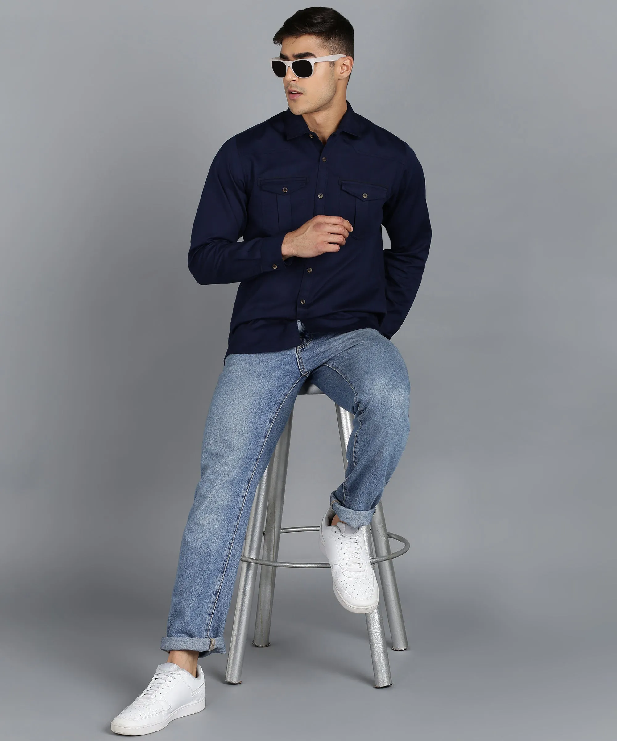 Men's Navy Blue Cotton Full Sleeve Slim Fit Casual Solid Shirt