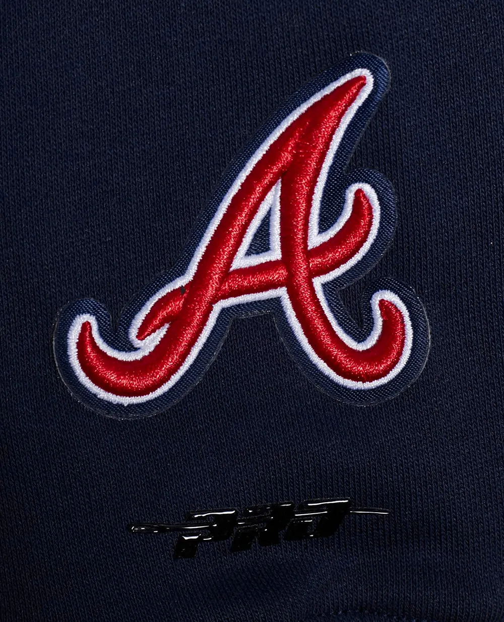 MLB ATLANTA BRAVES MASHUP WOMEN'S RIB CROPPED PO HOODIE (MIDNIGHT NAVY/RED/MIDNIGHT NAVY)