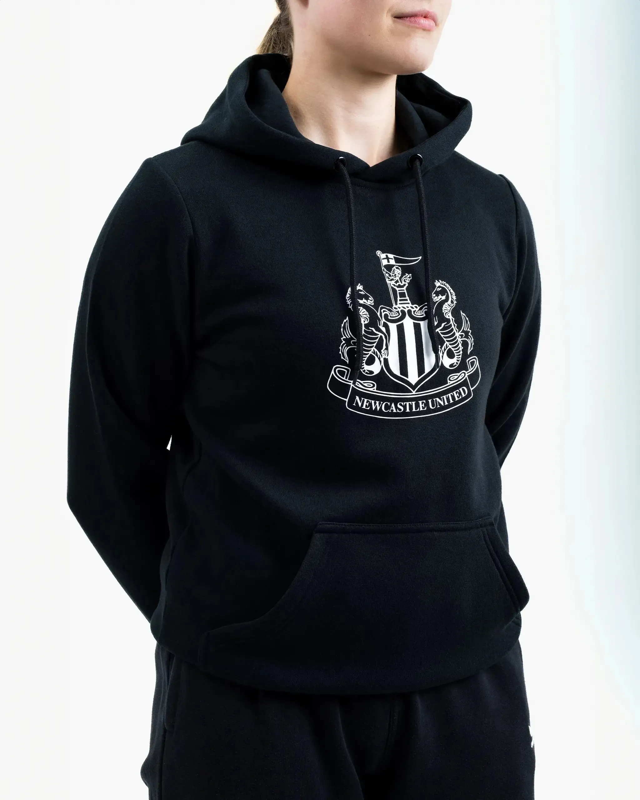 Newcastle United Women's Black Terrace Large Crest Hoodie