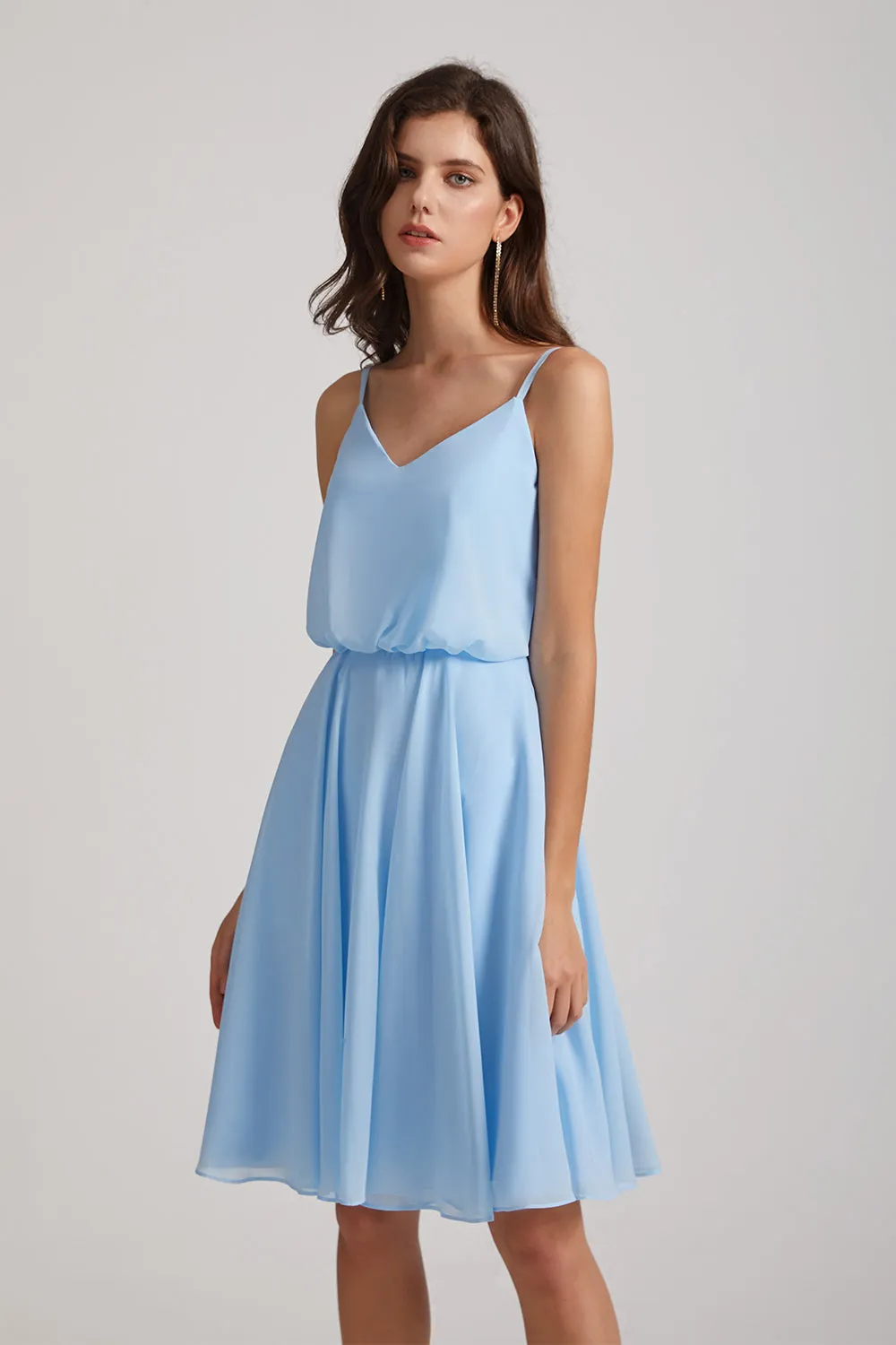 Spaghetti Straps V-Neck Chiffon Short Bridesmaid Dresses (AF0074)