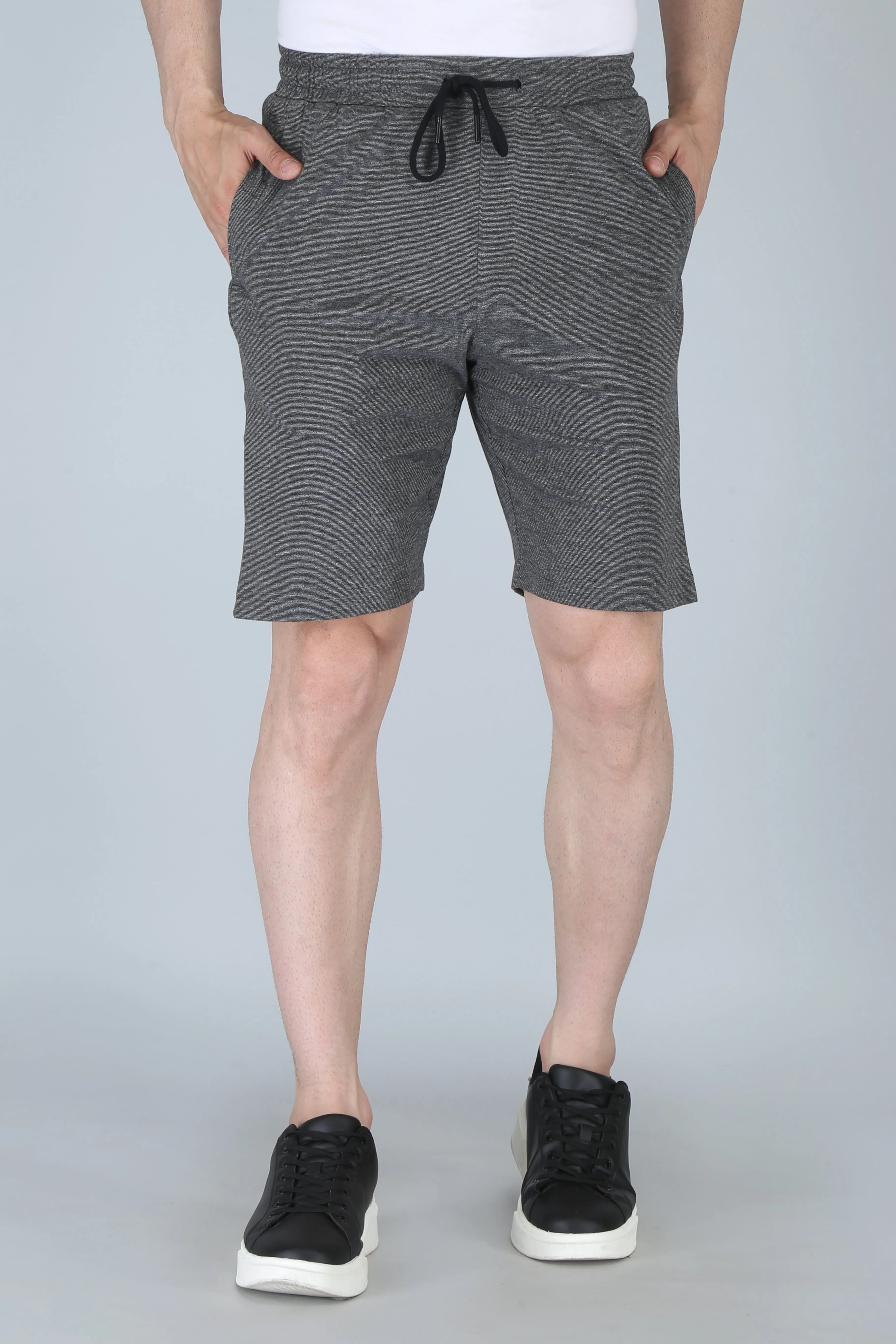 STRAIGHT FIT TEXTURED SHORT